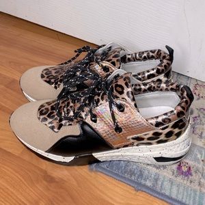 Leopard 🐆 Print Tennis Shoes